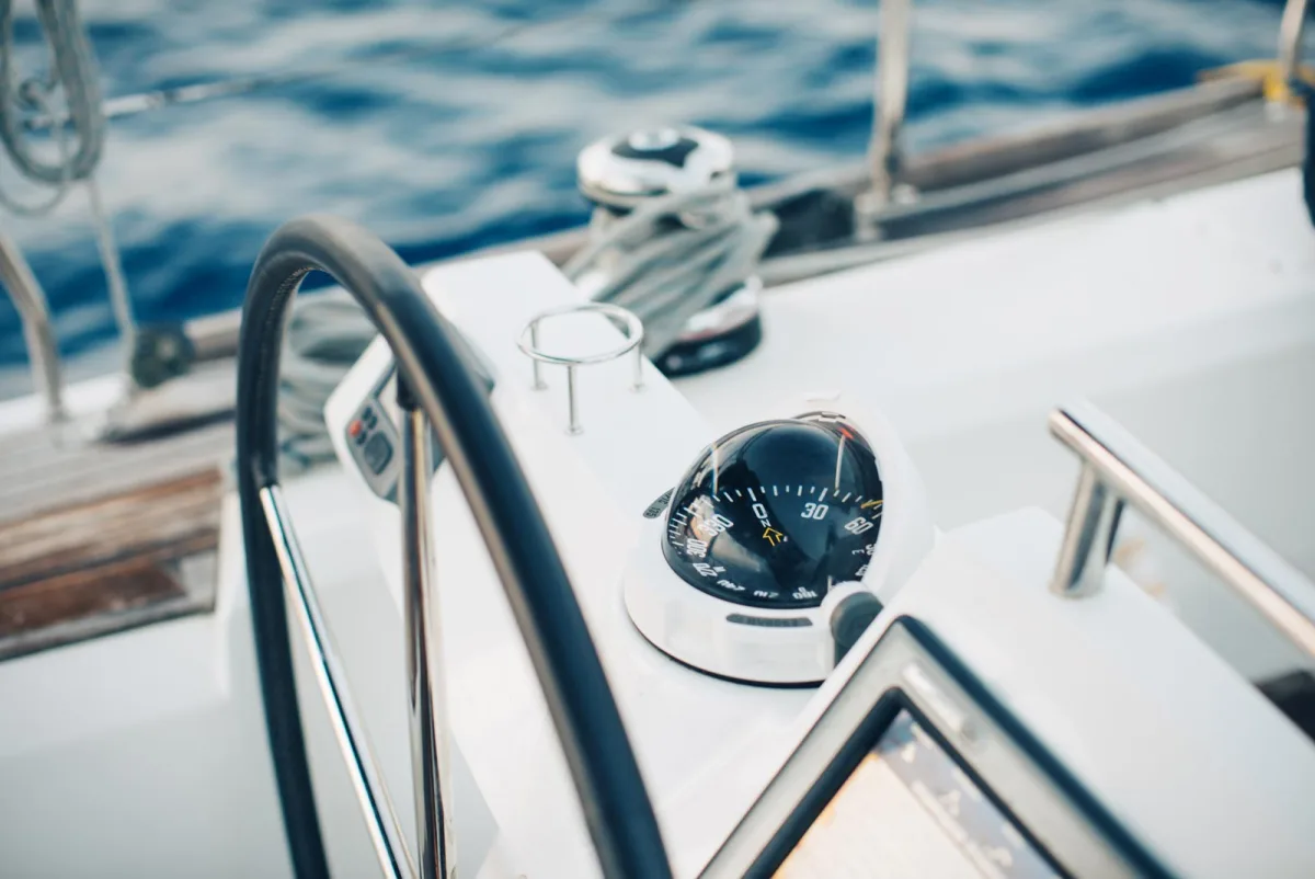 Cruising sailboat used for the Ultimate Sailing Course
